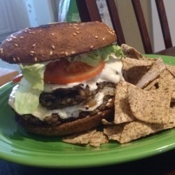 havocados:  #vegan #glutenfree homemade #burger with a home made rice and beans patty, lettuce, tomatoes, red onions, caramelized onions and mushrooms with daiya provolone cheese. the gluten free buns are a first #veganfood  Daiya makes provolone?