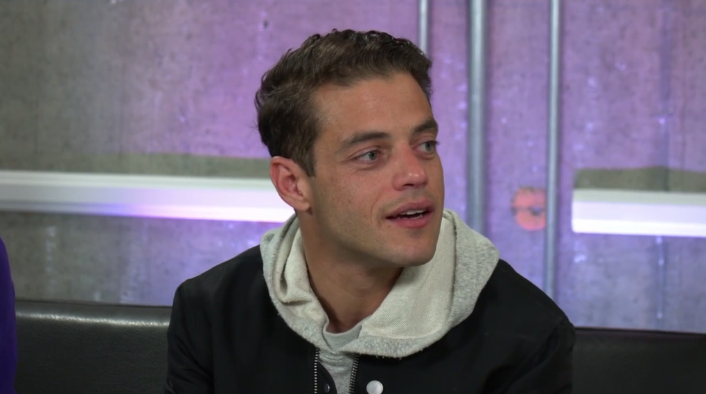 threemoonsareshining:He looks like he hasn’t slept in 3 years I am In Love