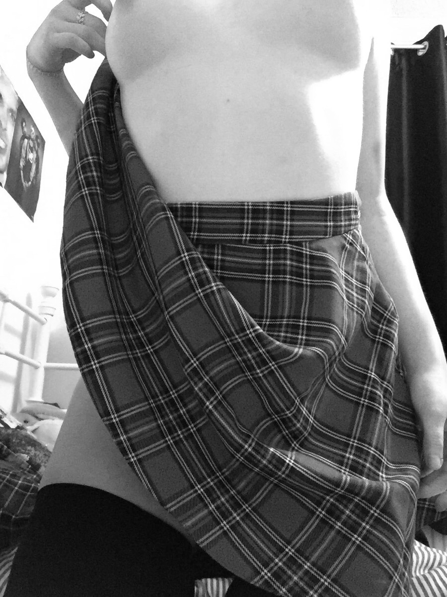 moonbabyseasons:  I’m feeling supper confident at the moment 🌷  And loving my