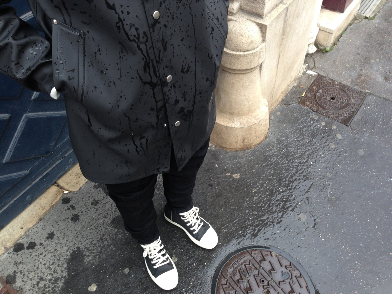 valentine-illest:  maisonobscurite:  princeinjeans:  Raining day with my Rick Owens