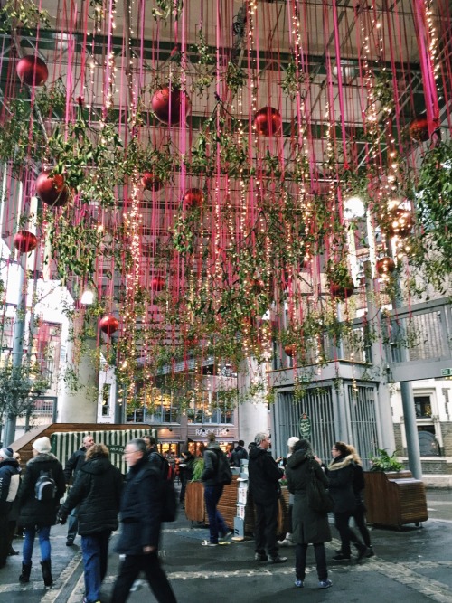 Borough Market, all decked out for Christmas!