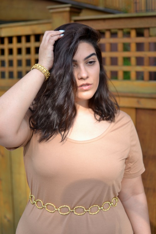 nadiaaboulhosn:  Nadia Aboulhosn. Summer Maxi Dress | www.nadiaaboulhosn.com   She’s so beautiful
