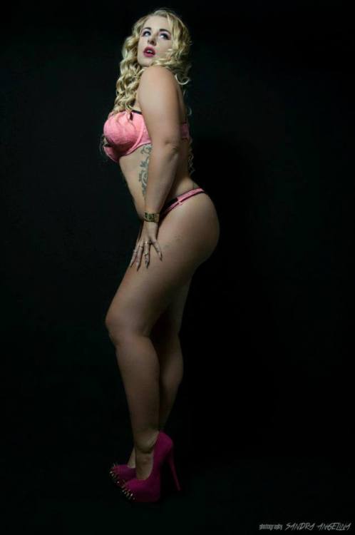 plusness:  Dulces sueños les desea, Ruca Angel En Facebook