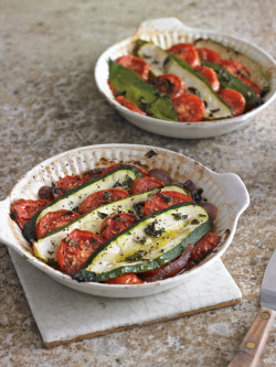 do-not-touch-my-food:  Baked Zucchini &amp; Tomato Tian
