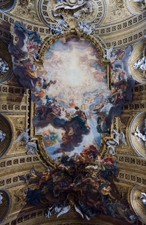 thestillnessthedancing: les—mots:  Giovanni Battista Gaulli, Triumph in the Name of Jesus, nave of G