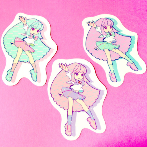 0t0e: 【ラインストーン付きパステルガールクリアステッカー】pastel girl crear sticker パステルカラーな制服の女の子のクリアステッカーが自家通販・minne他にて販売中です