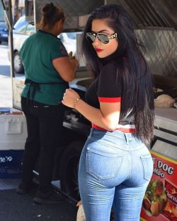 I Love Latinas