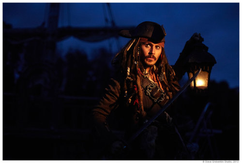 calamity-cain: theblacklacedandy: cosplaygen: (via Cosplay - Captain Jack Sparrow by Slava-Grebenkin