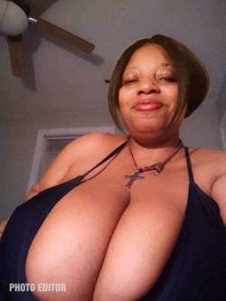enormoustitz: burnday01:   corey30907:    I love her big desirable breasts. Perfect cleavage.    I’d love to jack a load on those 