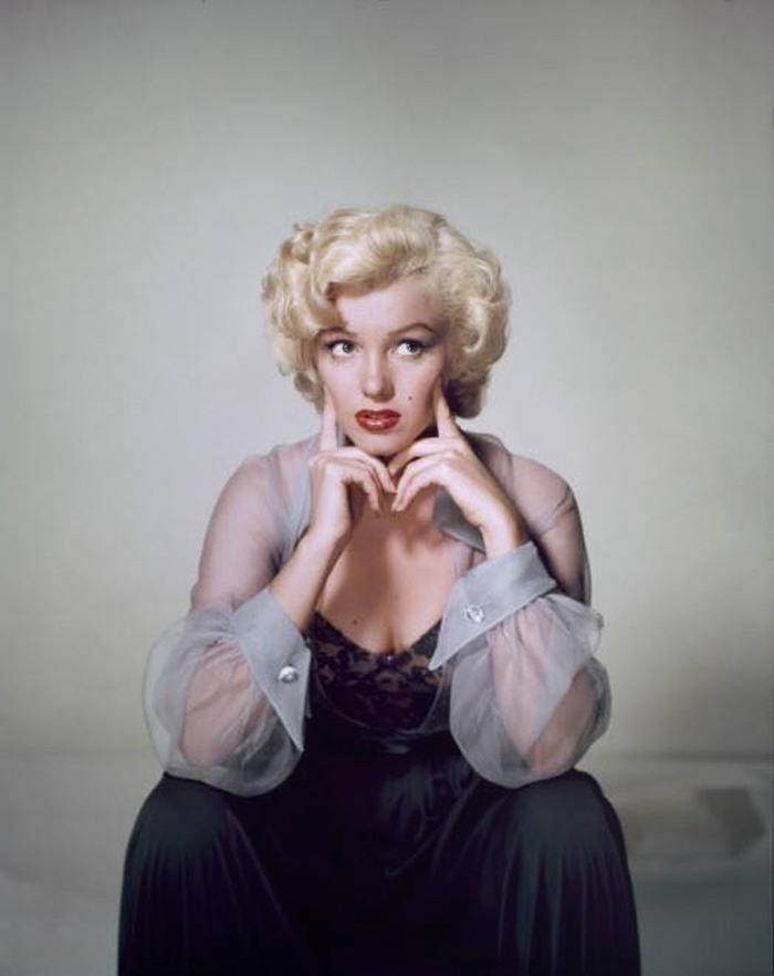 marilynmonroevideoarchives: Marilyn Monroe 1952. Taken by Nicholas Murray﻿