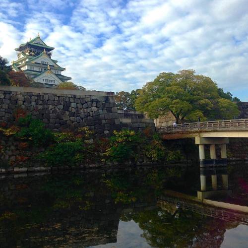 #Osaka #Giappone #Japan #Instamoment #Instatravel #Kansai #大阪 #大阪城 #関西 #秋 (presso Osaka Castle)