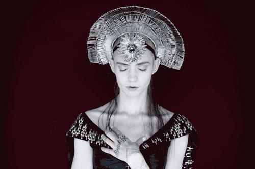 vuvalinikill:  Grimes // Art Angels