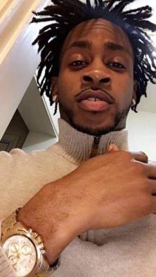 akimsniff:  akimsniff:  #EXCLUSIVE❗❗💦🍆 Chicago Rapper “Lil Bit” #Facials #PrettyNigga FOLLOW HIM:  SNAPCHAT: @iget_wetasl FACEBOOK: Cologne Maserati TUMBLR: @nhewet2https://soundcloud.com/gottasmallthickframe/lil-bit-close-to-you-remix 