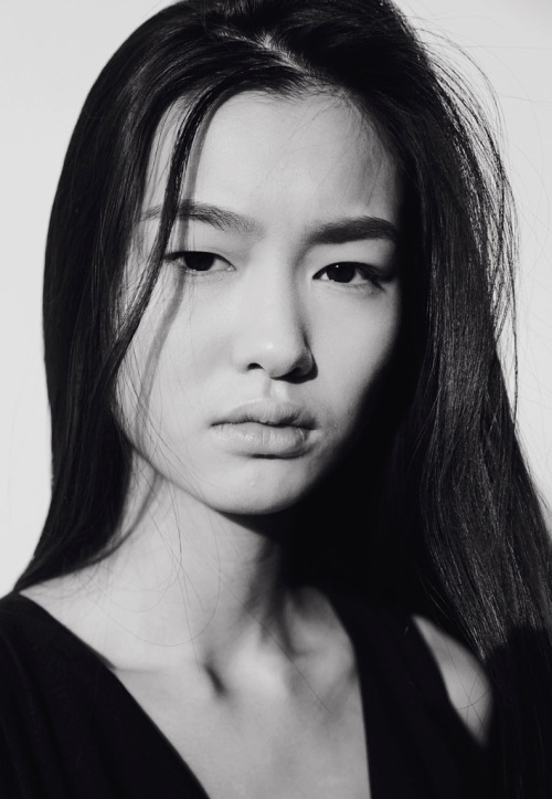 silverscents: Estelle Chen at Elite Paris