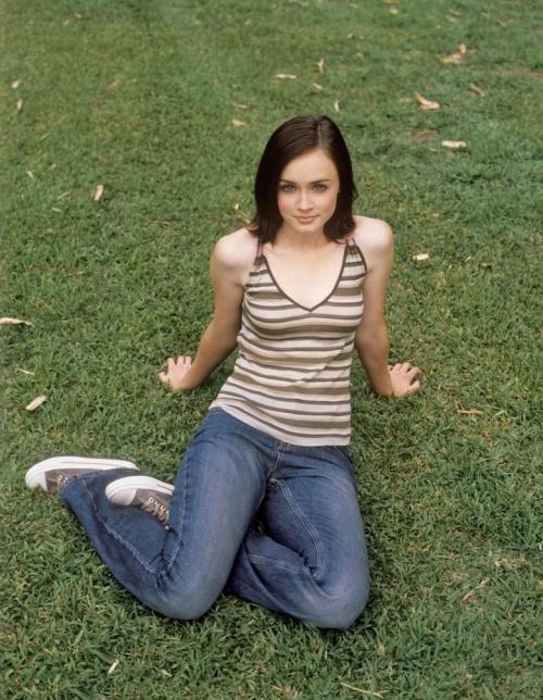 bodysofwork: Alexis Bledel Photo Collage 1 (HQ!).