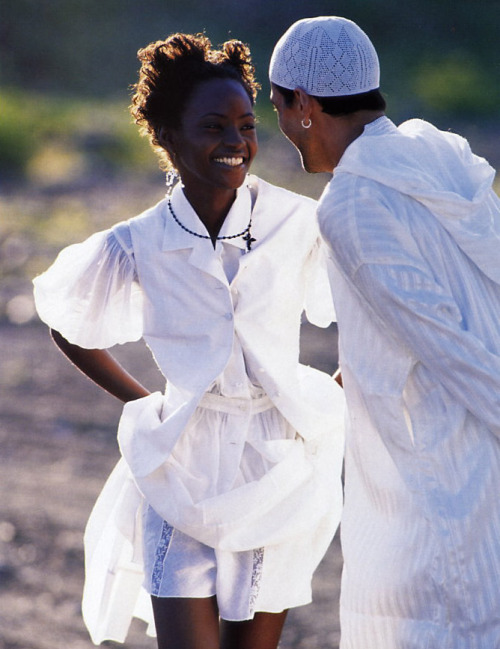 dynamicafrica:Ugandan model Kiara Kabukuru in an editorial for Elle (US) in June 1994 titled ‘Field 