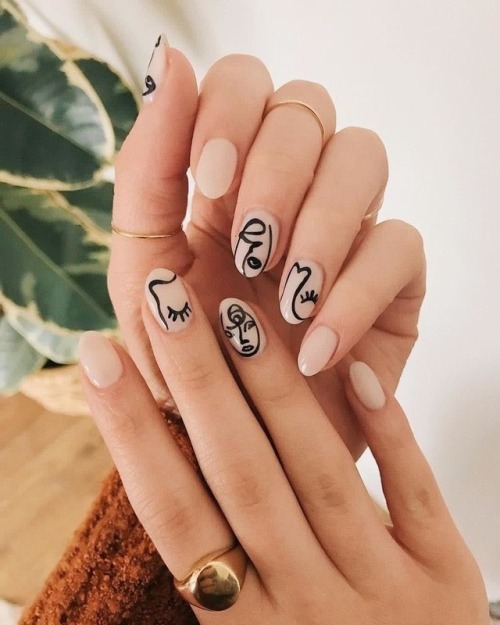 aliceinwondercloset: picasso inspired nails