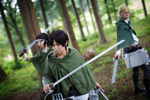 cosplayando:  more Shingeki no Kyoujin cosplay