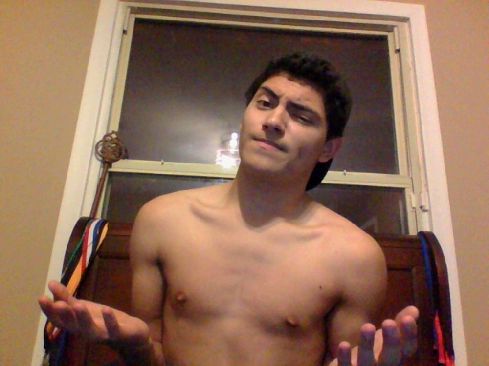 leothelion2011:last picture i post, if this doesnt get at least 50 notes, im done