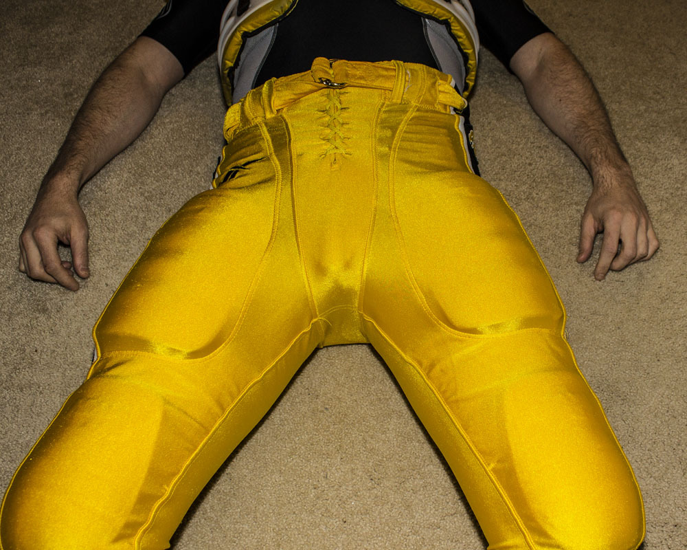 strappedown:  Nothing gets me hornier than being in some football gear and watching