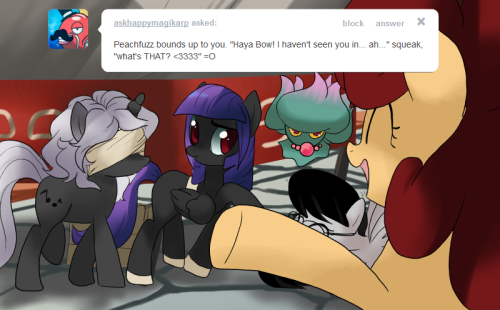 whitebowscorner:  White Bow: You can have him if you want… Mii: Miiiiiiiiiii!! White Bow: Sorry… You can’t have him…  X3