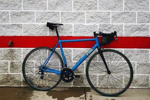 vynlbikes:Tuesday bluesday. @alexandergrman_photo