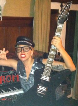 xojoanne:Lady Gaga recording ‘Born This Way’ 7 years ago.