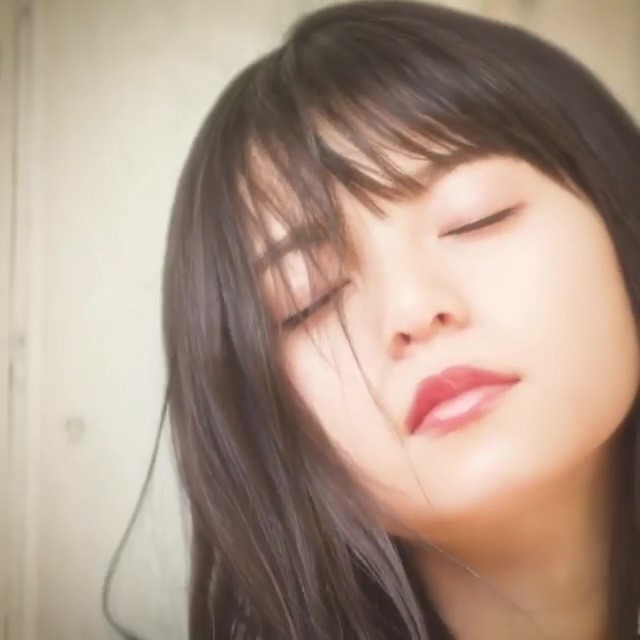 sakamichipost46:  GRL グレイル on Instagram 2018.05.04https://www.instagram.com/p/BiWrW51l2xM/齋藤飛鳥
