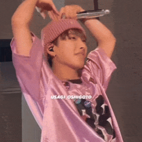 Hongjoong Gifz!! Reblog / Like If Use
