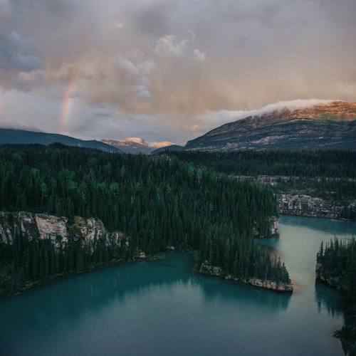 mikeseehagelsquares:  It’s hard to beat first light anywhere, but especially here. (at Tumbler