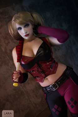 cosplay-and-costumes:  hotcosplaychicks:  Rev up your Harley by cosplaylala  Follow us on Twitter http://twitter.com/hotcosplaychick   See more: http://q.gs/1905608/cosplay