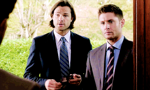 jensensprecioushands:Sam &amp; Dean | 10.11 “There’s No Place Like Home”
