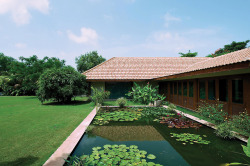 odaro:The Tropical House / Hiren Patel Architects