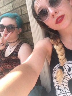 megnesiums:  It’s ur fav emos, reporting