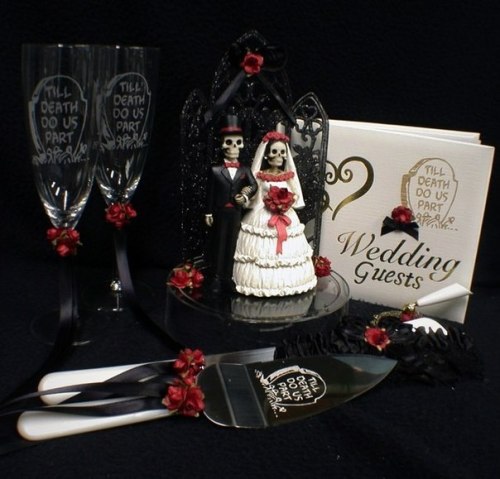 socialpsychopathblr:  Gothic wedding 