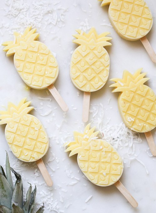 fullcravings:  Pineapple Coconut Rum Popsicles