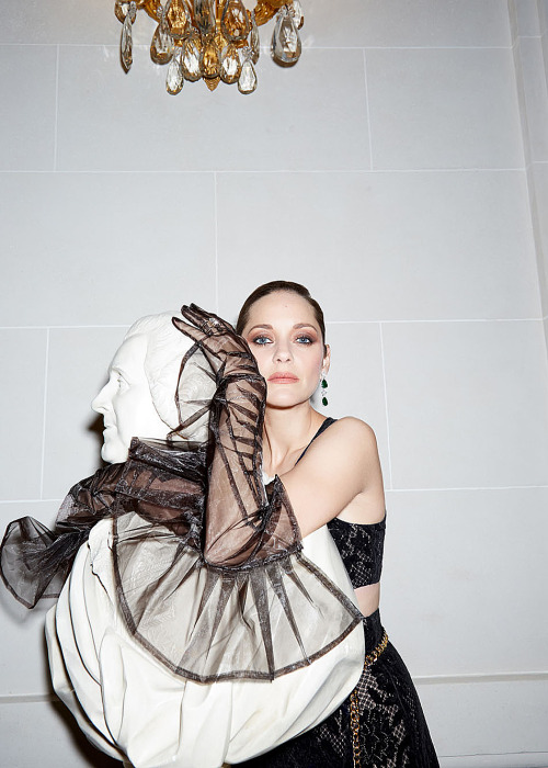 thequeensofbeauty:Marion Cotillard by Claire Rothstein for Harper’s Bazaar Russia, 2020.