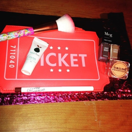 My April #ipsy Glam Bag. Cute ticket bag, MintPear Vitamin C Serum, Colourpop Creme Gel Liner in Mr.