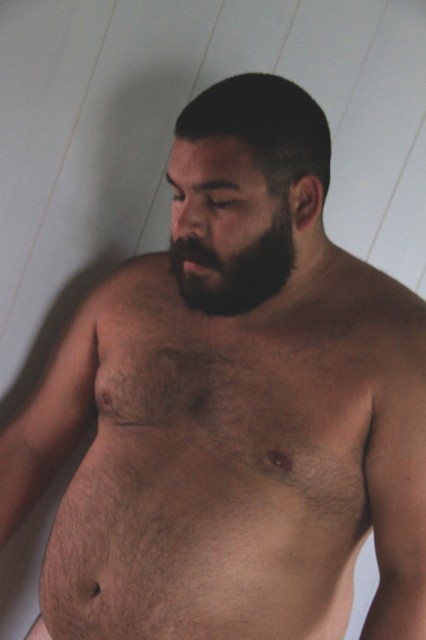 gulobear:  naughtyjustlikeyou:  indiecub   YUM