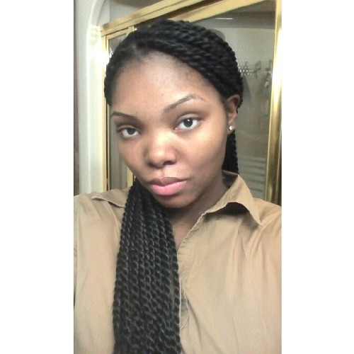 Guess who still has to work today? I am #skipping the whole #makeup thing. #senegalesetwists #senega
