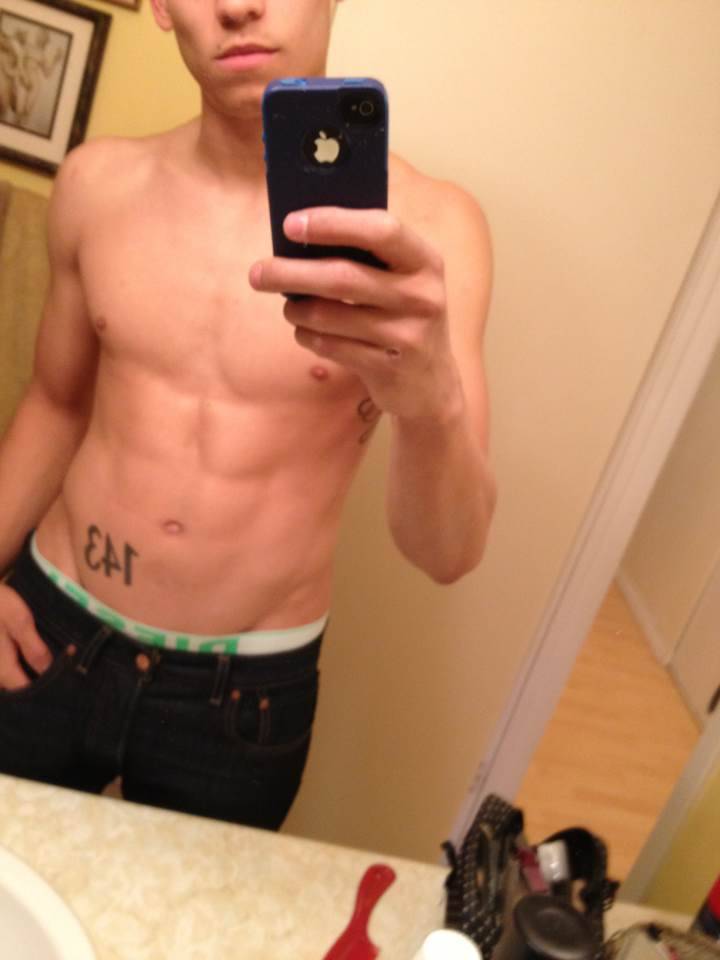 srt8guyssexting:  follower ask follower receive sometimesâ€¦.you owe me one â€¦.all