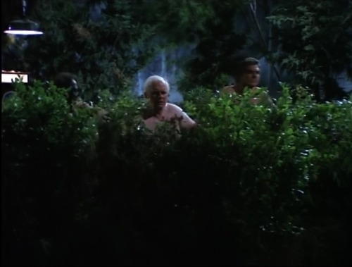 Evening Shade (TV Series)’Four Naked Women,’ S4/E1 (1993), The ladies get locked out of 