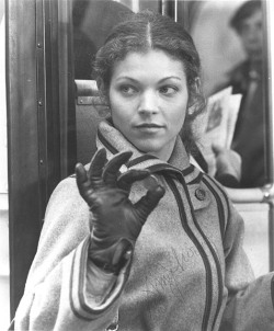 Amy Irving