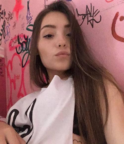 http://streetgrl.tumblr.com/post/155550568717