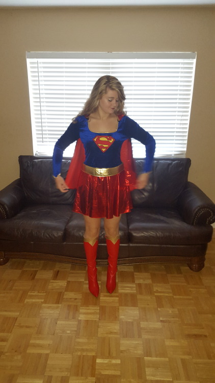 whitneywisconsin:  Super girl #1went all out with the super girl themGets more intense as this comic series continuesstick around for super girl #2masturbation is my kryptonite