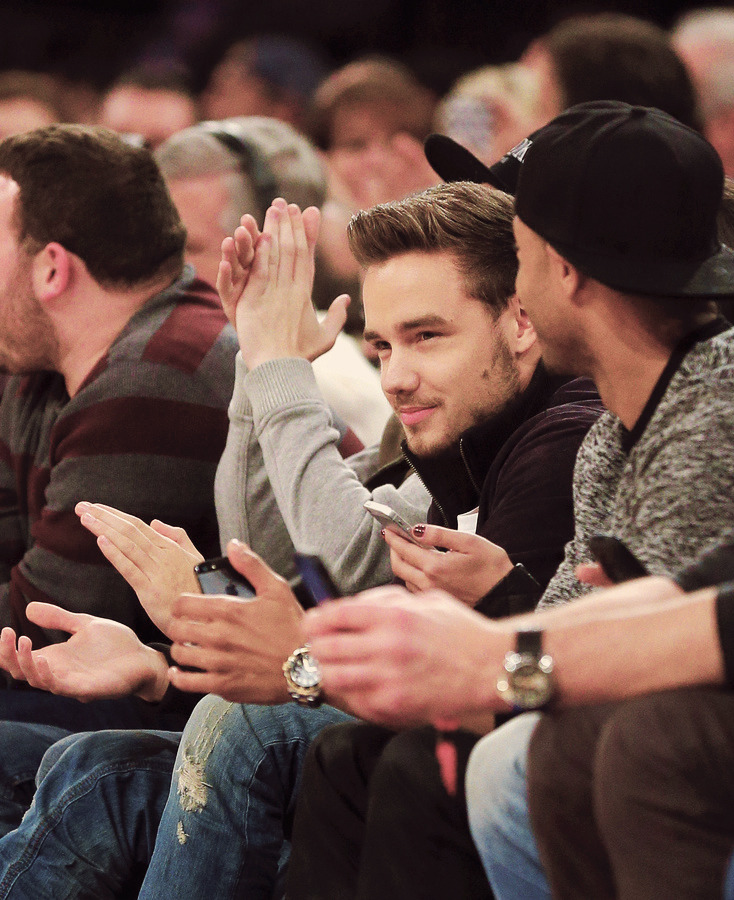 mattysdaddarios-deactivated2016:  Liam at the Magic vs Knicks game 12/6/13 