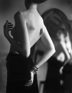 exquisitelyintimate:  photographer. christian coigny 