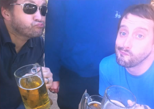 the-mad-king-reigns:  The boys being dummies white girls in Stand Alone. Who the hell thought of this episode 