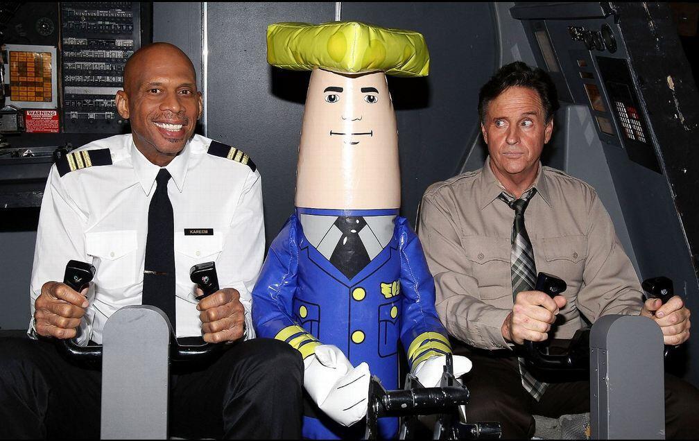 Kareem, Robert Hays, and Otto from &ldquo;Airplane!&rdquo; reunited in the