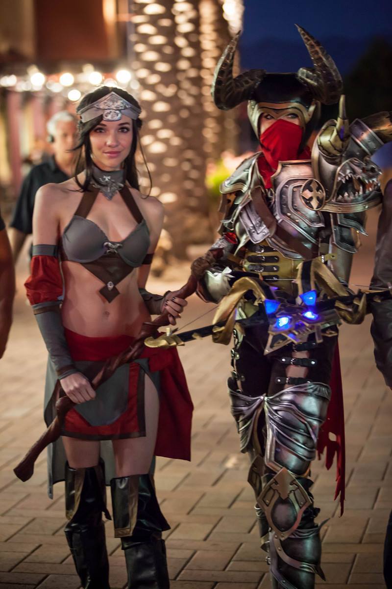 fuckyeahnerdpr0n:  Wizard by Lyz Brickley Demon Hunter by Aya 